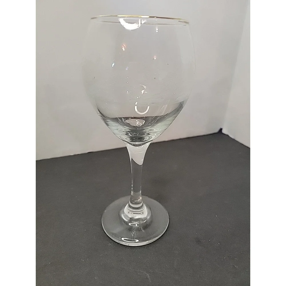 Libbey Classic Wine Glass Large‎ 9